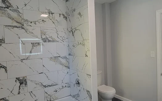 Spacious 3-Bed, 1-Bath Apartment for Rent in New Britain – Must See!