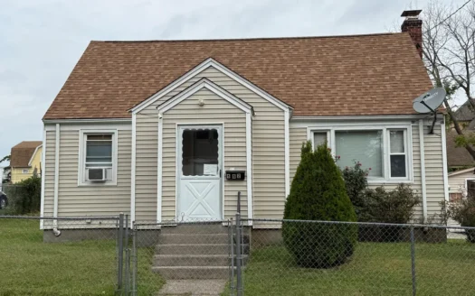 Affordable 2-Bed, 1-Bath Apartment in Desirable Hartford Location