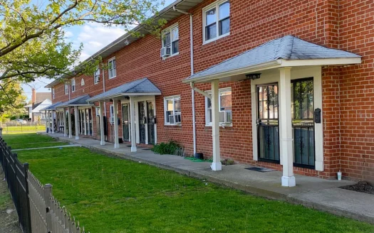 1 Bed 1 Bath Rent in Hempstead