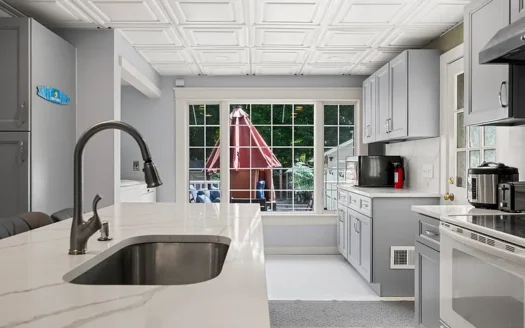 Move-In Ready! 3-Bed, 2.5-Bath Apartment for Rent in Prime Danbury Area