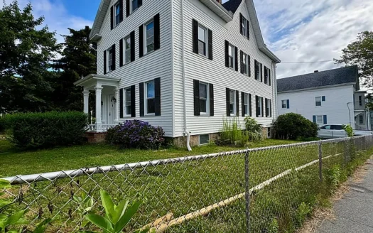 2 bed 1 bath rent in New Bedford