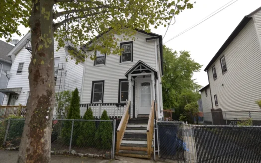 Move-In Ready 2-Bed, 1-Bath Apartment—Ideal for First-Time Buyers!