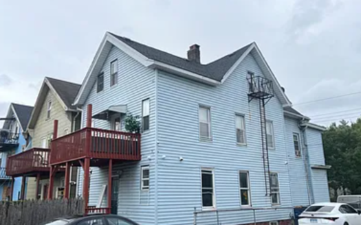 Modern 3-Bed, 1.5-Bath Apartment – Perfect for City Living in New Haven