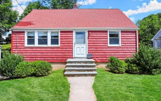 Cozy & Convenient 3BR/2BA Apartment for Rent in Norwalk – Don't Miss Out!