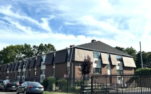 Charming 2-Bedroom, 1-Bath Apartment for Sale in Bridgeport