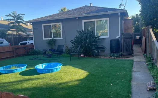 3 beds 2 bath Apartment For Rent In San Jose