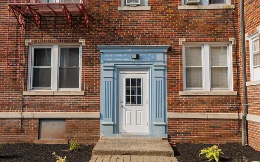 Move-In Ready 1BR, 1BA Apartment in New Britain – Great Deal!