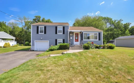 Great Investment Opportunity! 3-Bed, 1-Bath Apartment in New Britain for Sale