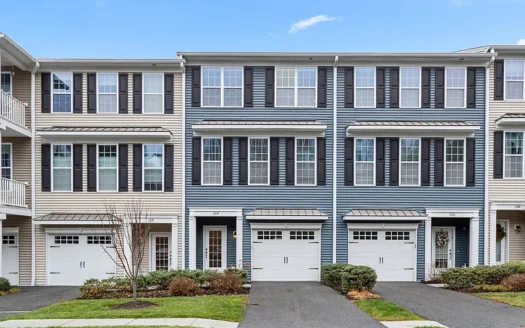 Affordable 3-Bed, 2.5-Bath Apartment in Danbury – Perfect for You!