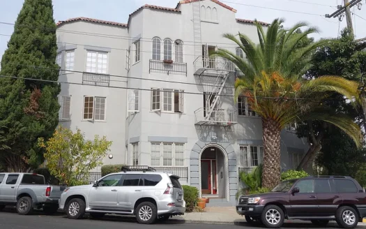 Bright & Spacious 1-Bedroom Apartment – Heart of Oakland