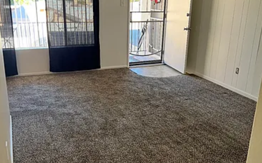 Comfortable & Convenient 2BR Apartment in Central Anaheim